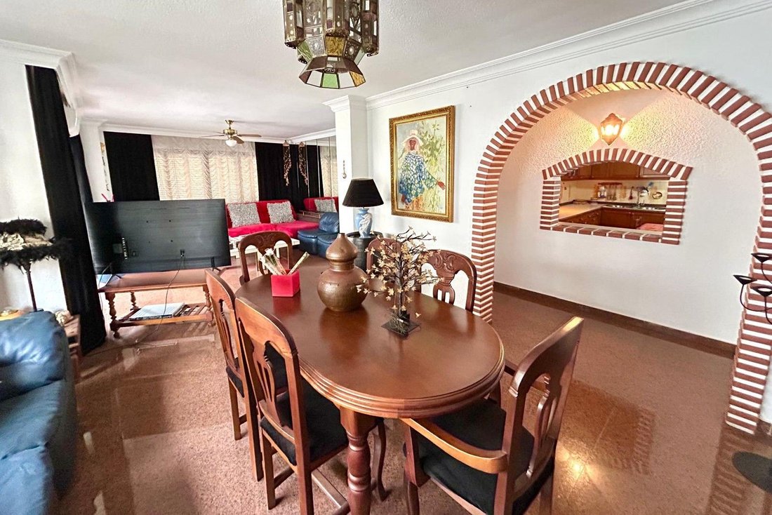Appartamento a Fuengirola, Andalusia, Spagna 1 - 16843387