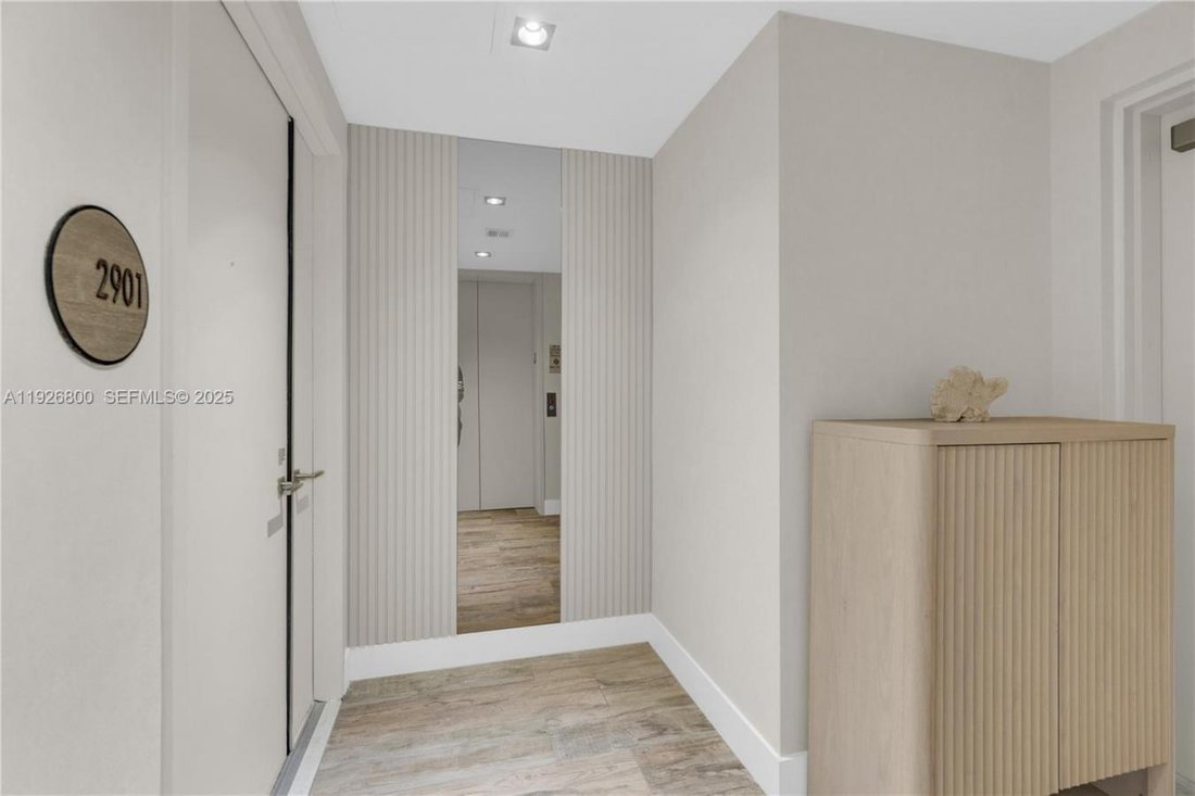 Condo in Miami, Florida, United States 4 - 16843571