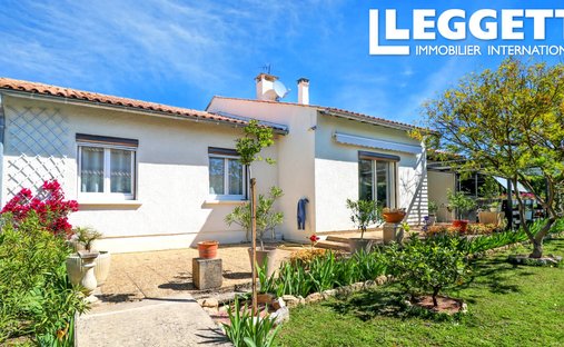 Villa in Uzès, Occitania, France 1