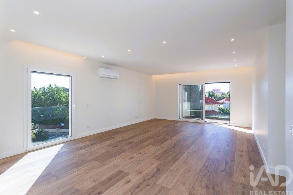 Apartment in Cascais e Estoril, Lisbon, Portugal 2 - 16843769