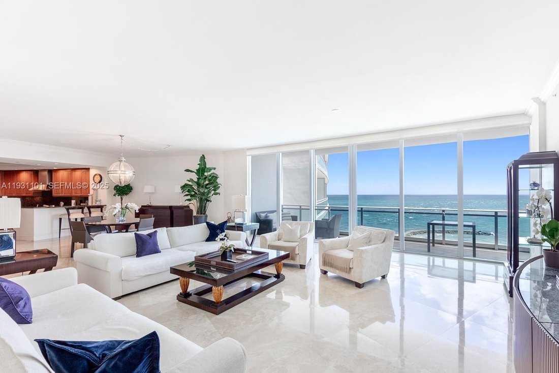 Condo in Bal Harbour, Florida, United States 1 - 16843648