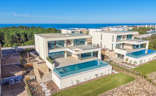 Villa in Vau, Leiria, Portugal 1