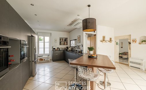 Castle for Sale in Niort, Nouvelle-Aquitaine, France