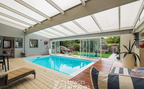 Castle for Sale in Niort, Nouvelle-Aquitaine, France