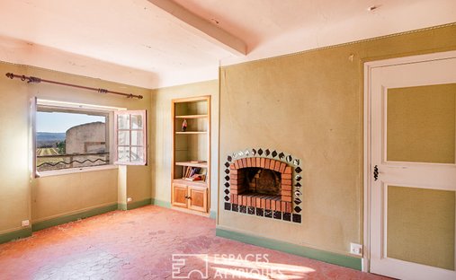 Castle for Sale in Manosque, Provence-Alpes-Côte d'Azur, France