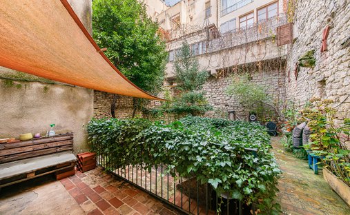 Castle for Sale in Forcalquier, Provence-Alpes-Côte d'Azur, France