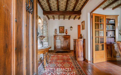 Castle for Sale in Manosque, Provence-Alpes-Côte d'Azur, France