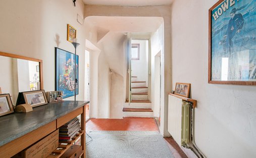 Castle for Sale in Forcalquier, Provence-Alpes-Côte d'Azur, France