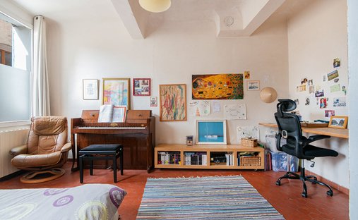 Castle for Sale in Forcalquier, Provence-Alpes-Côte d'Azur, France