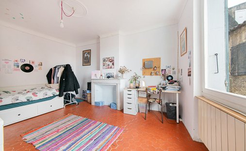 Castle for Sale in Forcalquier, Provence-Alpes-Côte d'Azur, France