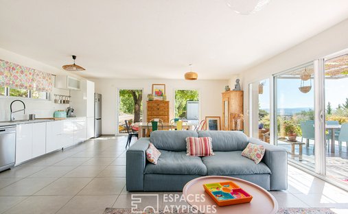 Castle for Sale in Manosque, Provence-Alpes-Côte d'Azur, France