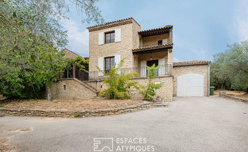Castle for Sale in Manosque, Provence-Alpes-Côte d'Azur, France