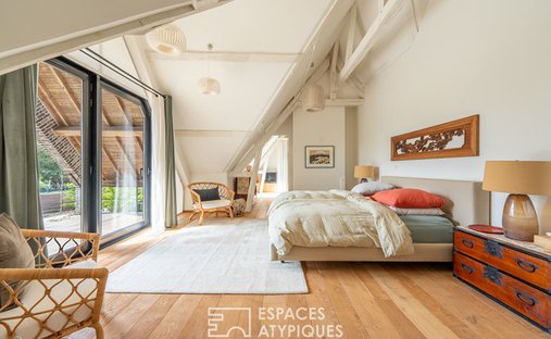 Spacious Property With Separate Guest Lodgings In Wooded Park Of 19 Acres, 15 Km From Blois.