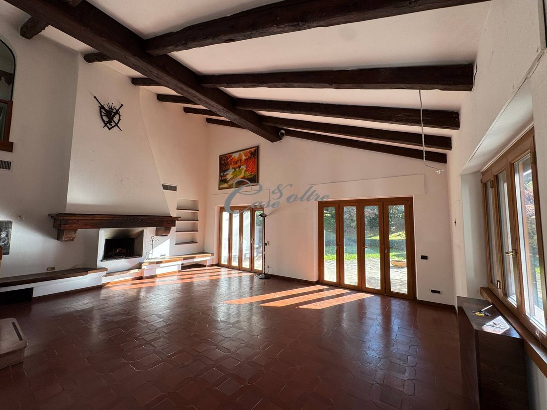 Villa in Carimate, Lombardy, Italy 2 - 16847088