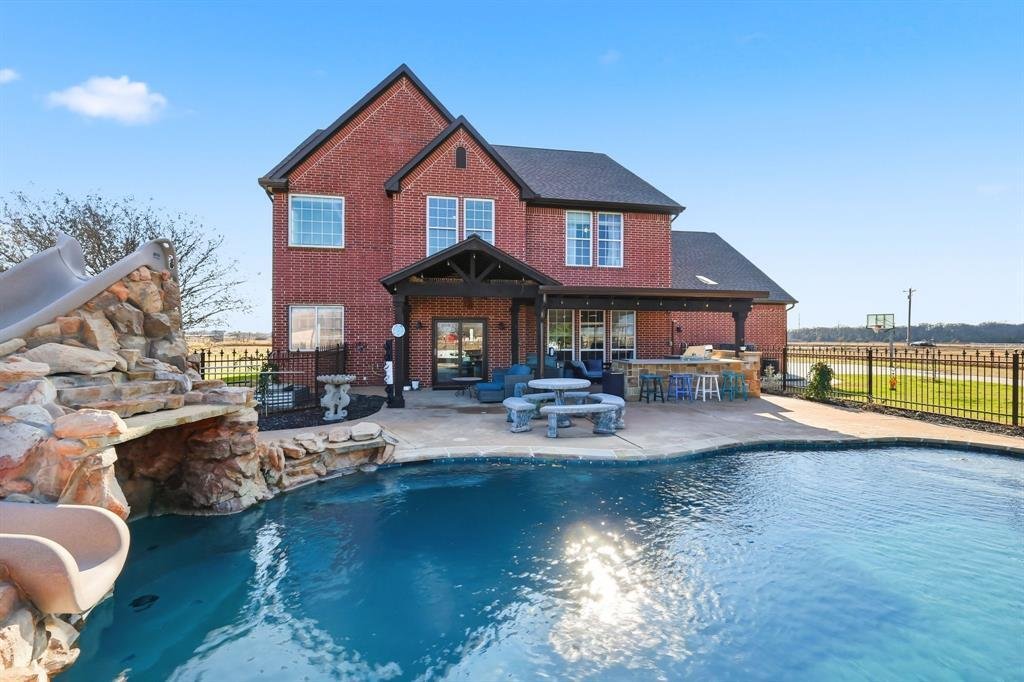 House in Decatur, Texas, United States 2 - 16850085