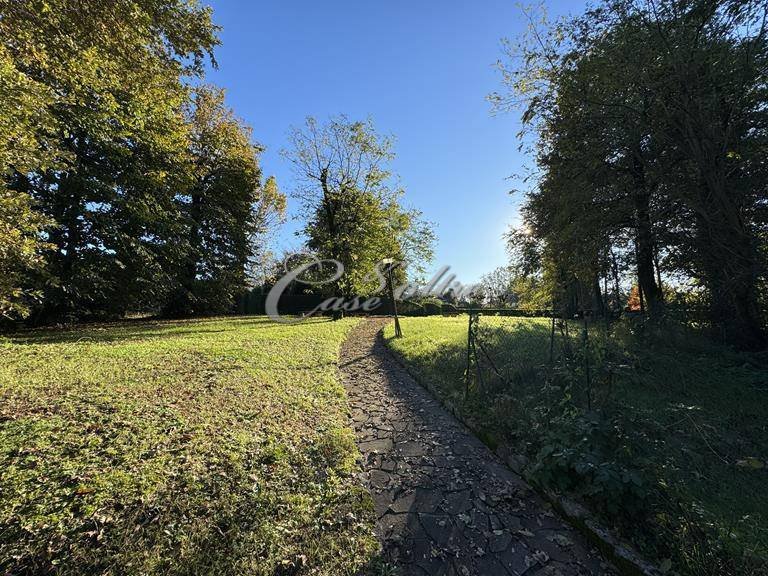 Land in Carimate, Lombardy, Italy 3 - 16847115