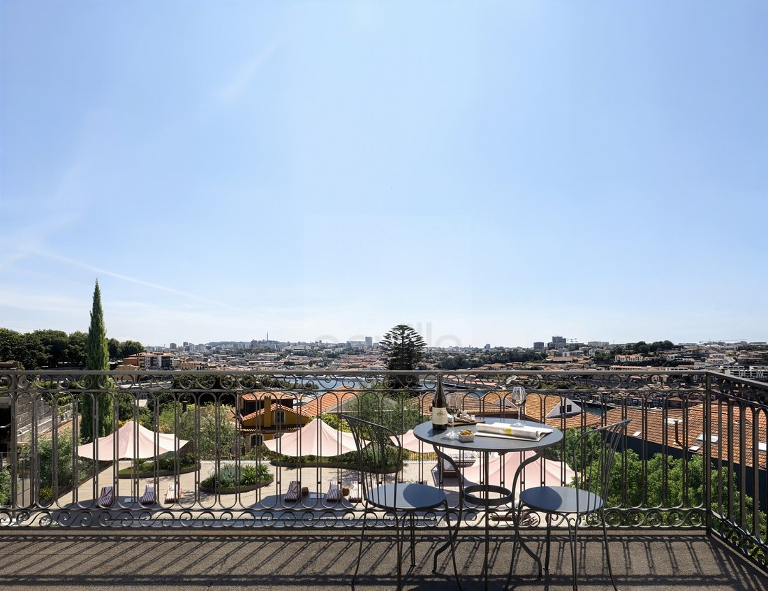 Apartment in Cedofeita, Santo Ildefonso, Se, Miragaia, Sao Nicolau e Vitoria, Porto District, Portugal 1 - 16188877