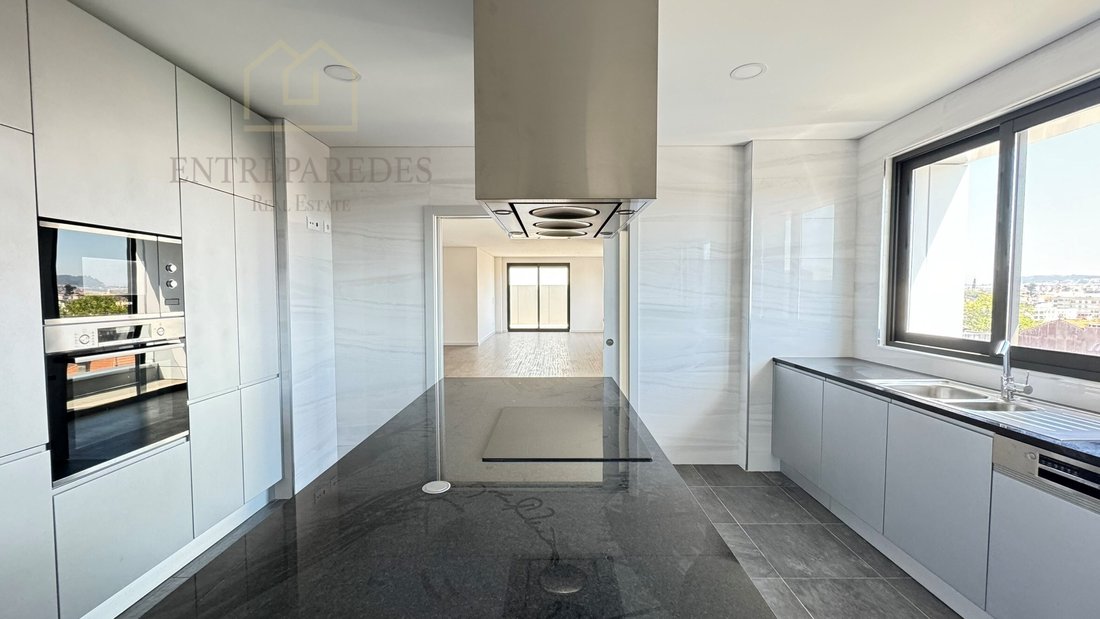 Apartment in Cedofeita, Santo Ildefonso, Se, Miragaia, Sao Nicolau e Vitoria, Porto District, Portugal 4 - 14305728