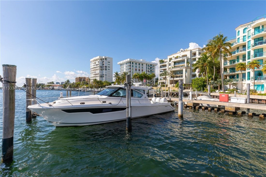 Condo in Miami, Florida, United States 4 - 16846477