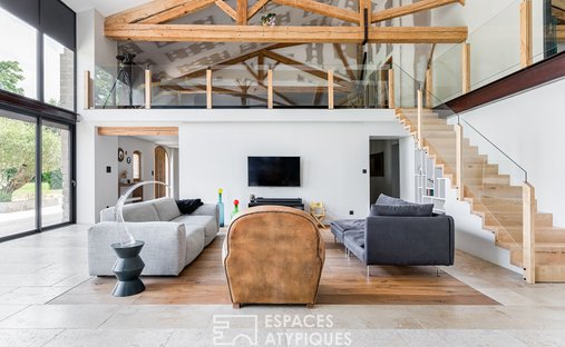 Early 20th Century Character Château In The Heart Of The Quercy Blanc