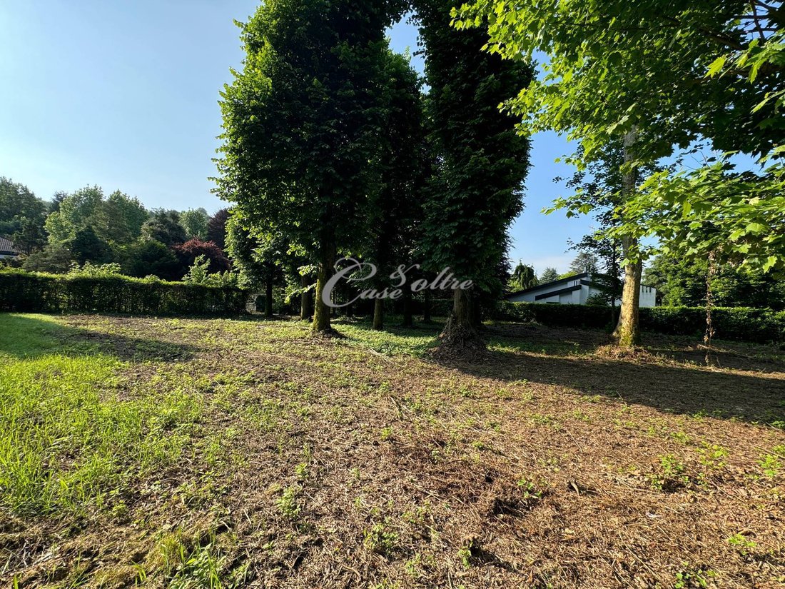 Land in Carimate, Lombardy, Italy 4 - 16847128