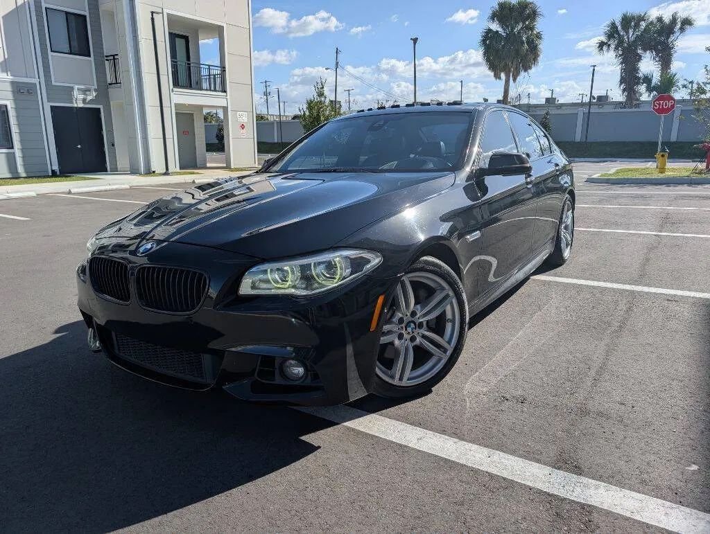Sedan in Tampa, FL, United States 1 - 16850309