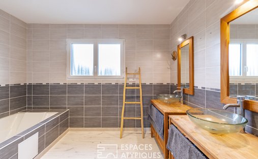 Early 20th Century Character Château In The Heart Of The Quercy Blanc