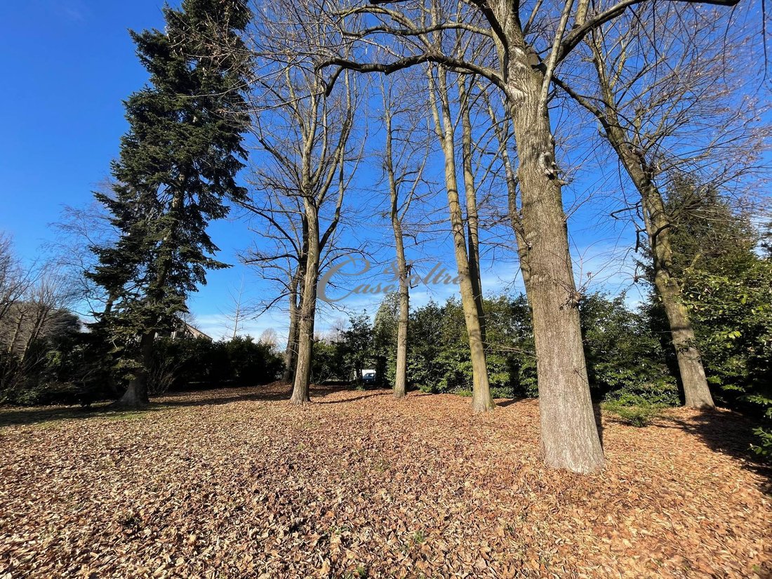 Land in Carimate, Lombardy, Italy 5 - 16847086