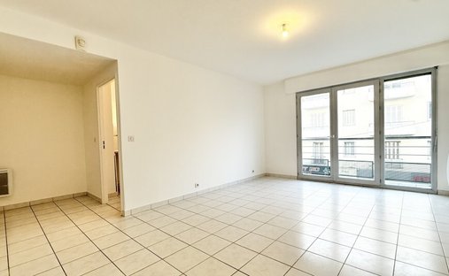 Castle for Sale in Antibes, Provence-Alpes-Côte d'Azur, France