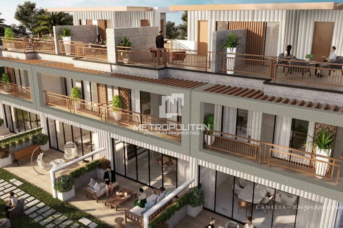 Townhouse in Damac Hills 2, Dubai, United Arab Emirates 4 - 16848276
