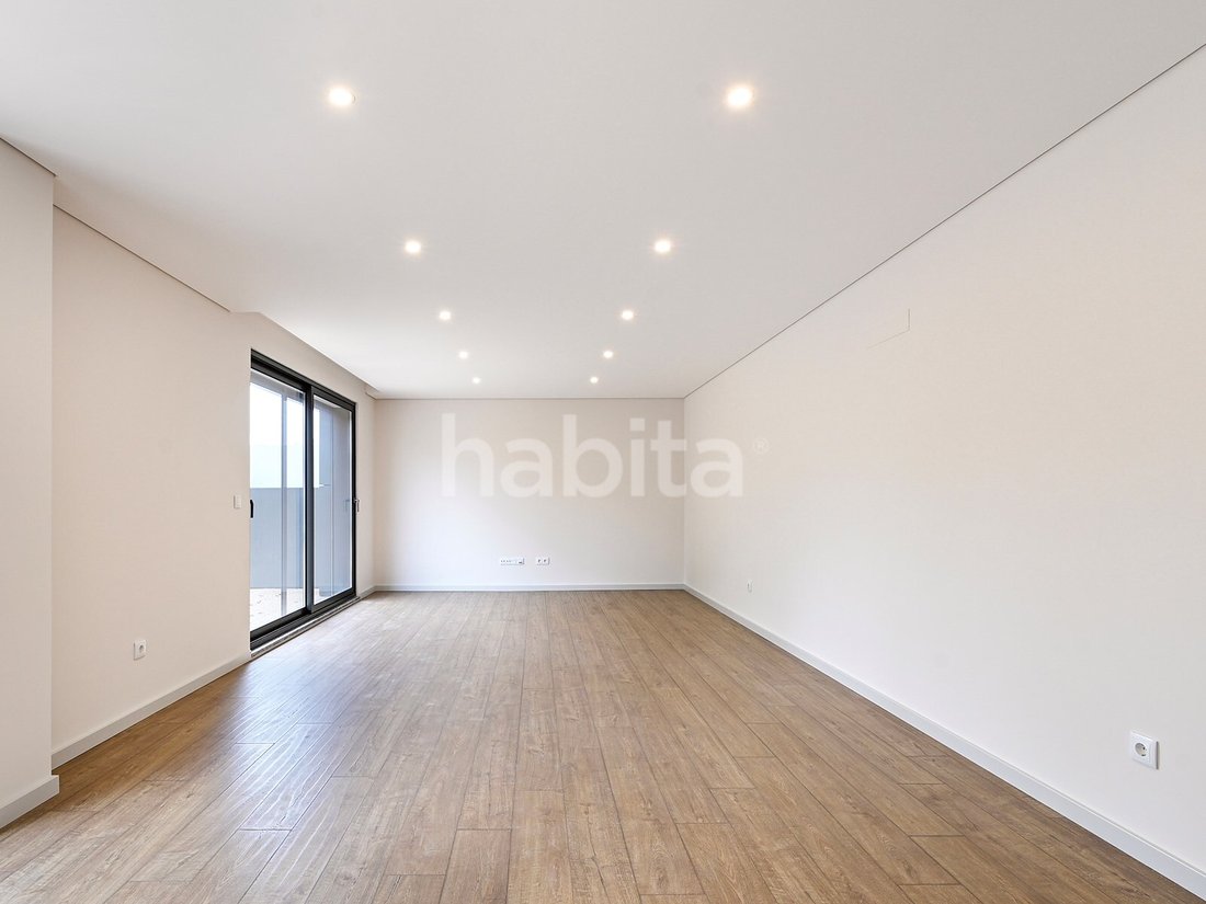 Apartment in Cedofeita, Santo Ildefonso, Se, Miragaia, Sao Nicolau e Vitoria, Porto District, Portugal 1 - 15856183