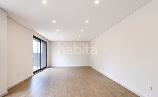 Apartment in Cedofeita, Santo Ildefonso, Se, Miragaia, Sao Nicolau e Vitoria, Porto District, Portugal 1