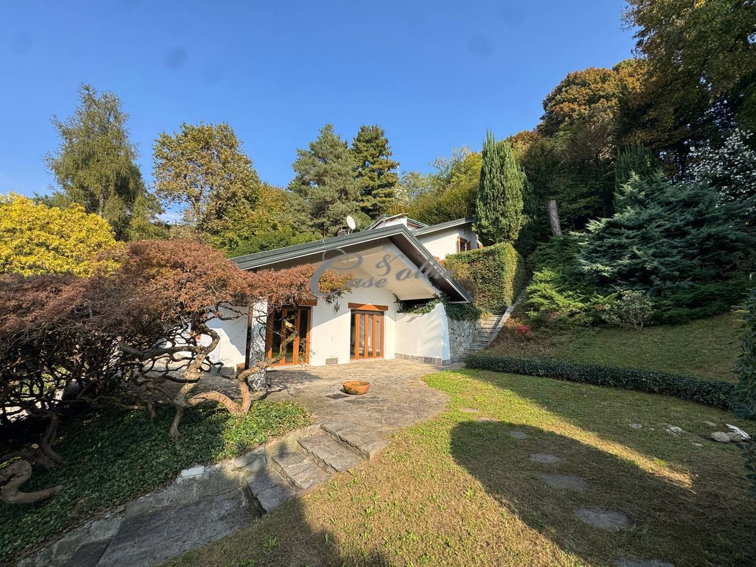 Villa in Carimate, Lombardy, Italy 1 - 16847088