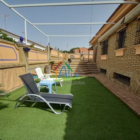 Chalet in 1a Fase, Almonte, Spain 5 - 12835150