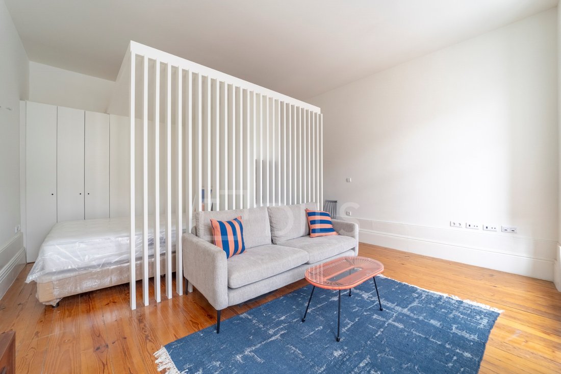 Apartment in Cedofeita, Santo Ildefonso, Se, Miragaia, Sao Nicolau e Vitoria, Porto District, Portugal 3 - 16845279