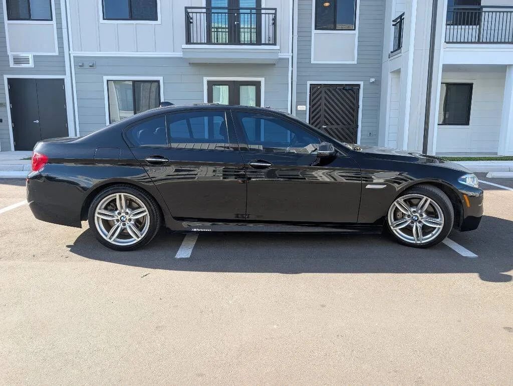 Sedan in Tampa, FL, United States 5 - 16850309