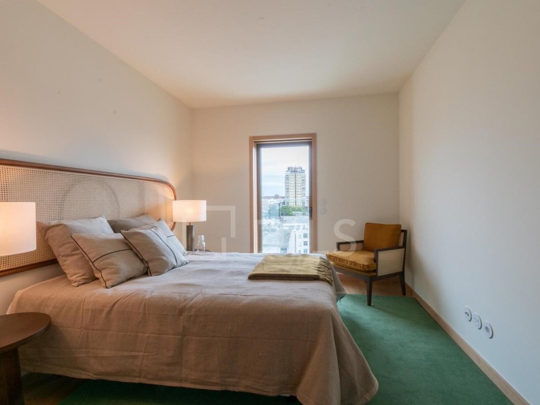 Apartment in Cedofeita, Santo Ildefonso, Se, Miragaia, Sao Nicolau e Vitoria, Porto District, Portugal 3 - 16845498