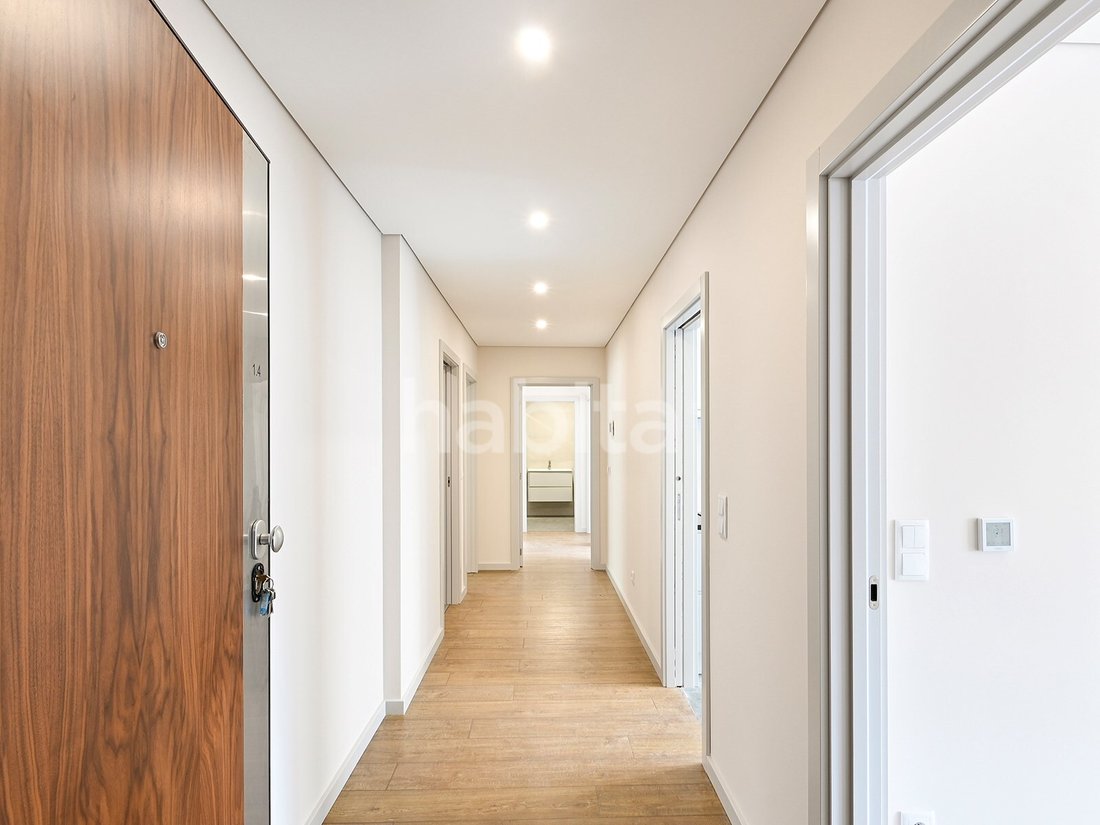 Apartment in Cedofeita, Santo Ildefonso, Se, Miragaia, Sao Nicolau e Vitoria, Porto District, Portugal 5 - 16322823