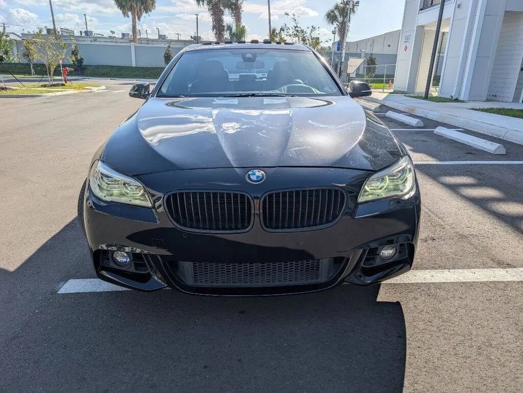 Sedan in Tampa, FL, United States 2 - 16850309