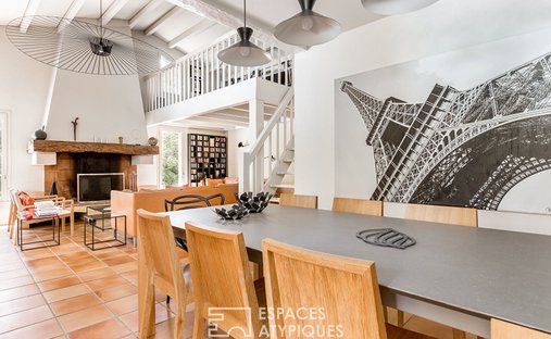 Early 20th Century Character Château In The Heart Of The Quercy Blanc