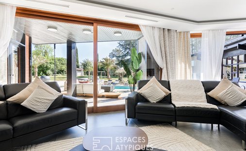 Early 20th Century Character Château In The Heart Of The Quercy Blanc