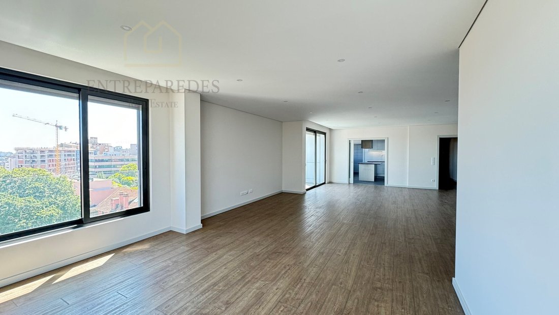 Apartment in Cedofeita, Santo Ildefonso, Se, Miragaia, Sao Nicolau e Vitoria, Porto District, Portugal 3 - 15102126