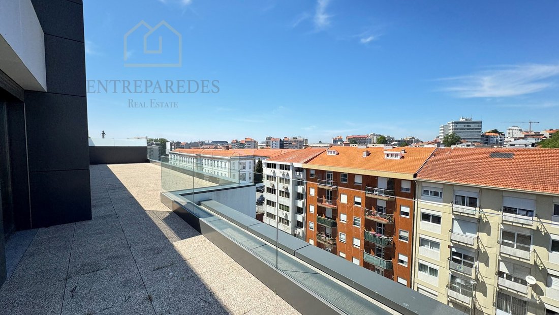 Apartment in Cedofeita, Santo Ildefonso, Se, Miragaia, Sao Nicolau e Vitoria, Porto District, Portugal 5 - 16845373