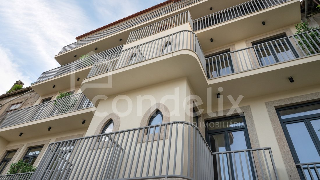 Apartment in Cedofeita, Santo Ildefonso, Se, Miragaia, Sao Nicolau e Vitoria, Porto District, Portugal 1 - 15073212