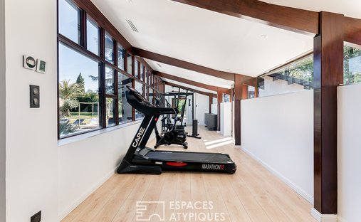 Early 20th Century Character Château In The Heart Of The Quercy Blanc