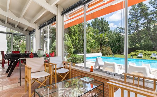 Early 20th Century Character Château In The Heart Of The Quercy Blanc