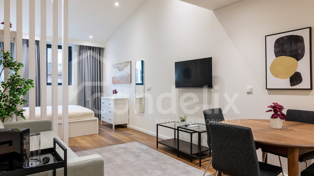 Apartment in Cedofeita, Santo Ildefonso, Se, Miragaia, Sao Nicolau e Vitoria, Porto District, Portugal 2 - 14260486