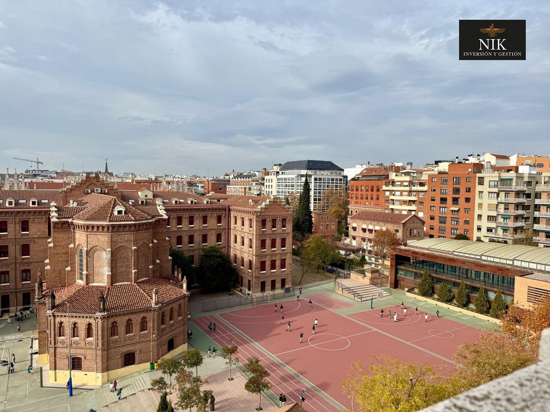 Penthouse in Centro, Madrid, Spain 1 - 16851323