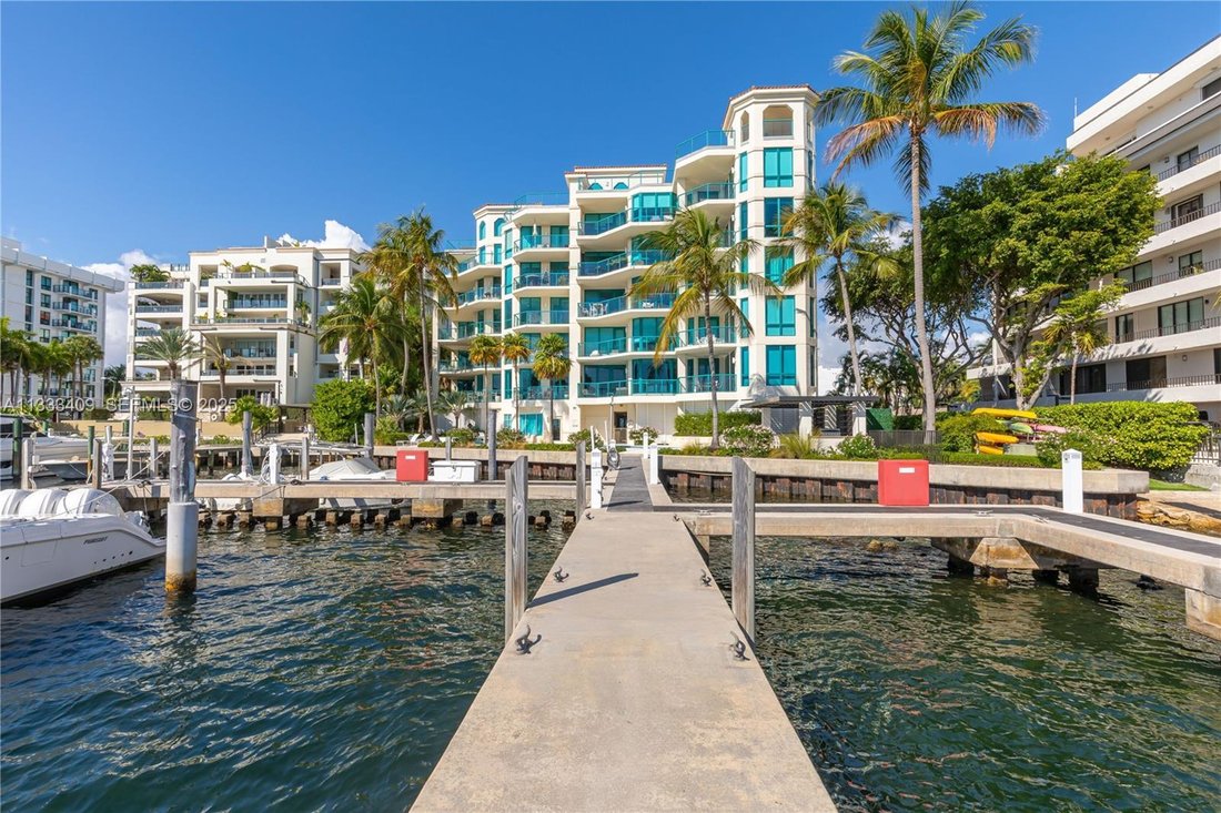 Condo in Miami, Florida, United States 3 - 16846477