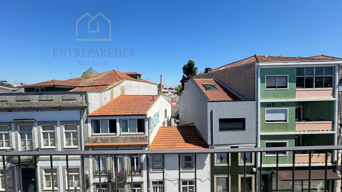 Apartment in Cedofeita, Santo Ildefonso, Se, Miragaia, Sao Nicolau e Vitoria, Porto District, Portugal 3 - 15716606